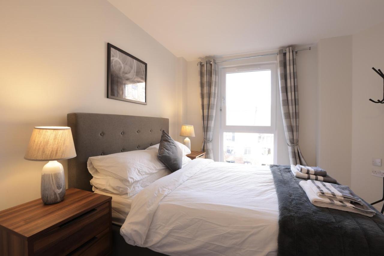 Southbank Leeds Apartment. New! With Free Parking Leeds (West Yorkshire) Exterior foto