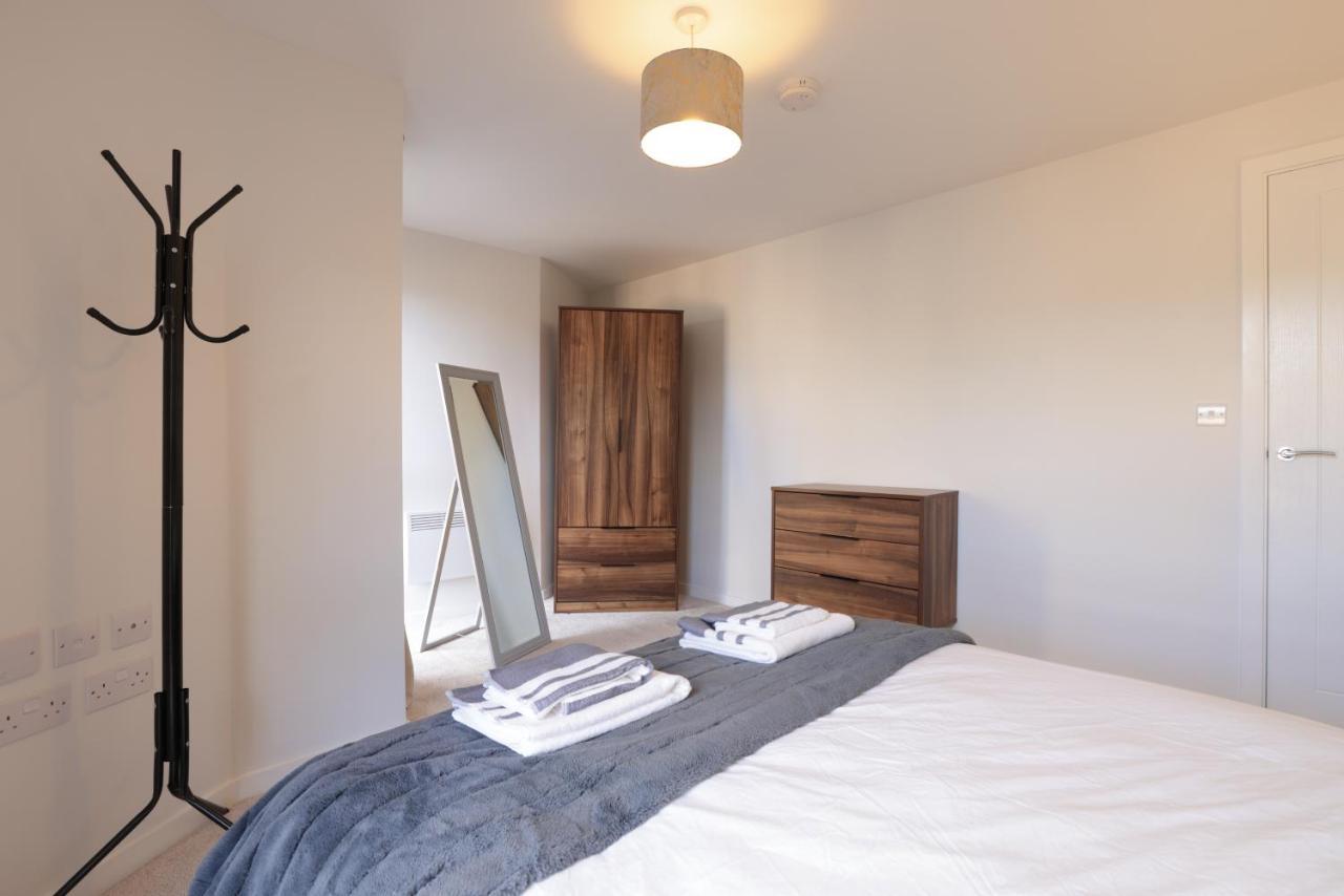 Southbank Leeds Apartment. New! With Free Parking Leeds (West Yorkshire) Exterior foto