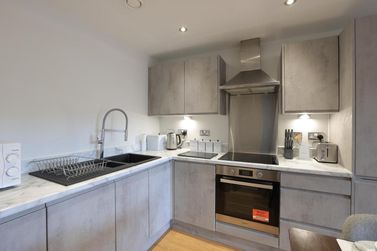 Southbank Leeds Apartment. New! With Free Parking Leeds (West Yorkshire) Exterior foto